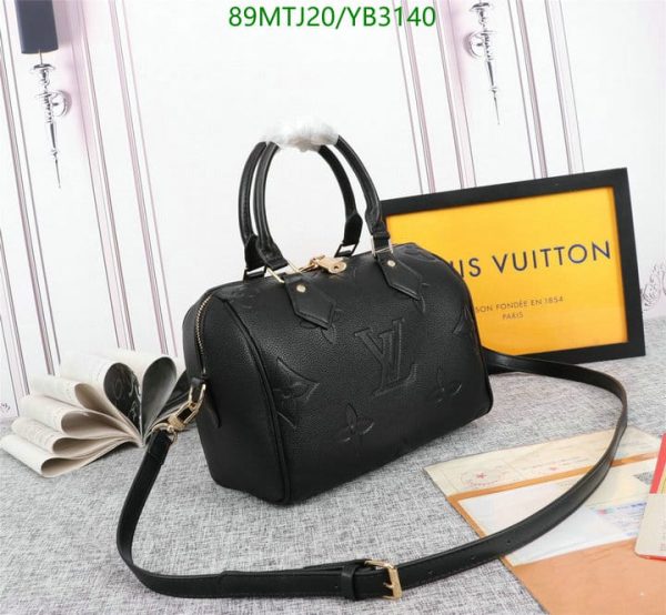 Louis Vuitton AAA+ Replica Speedy Bandouliare Leather Handbag YB31408965413