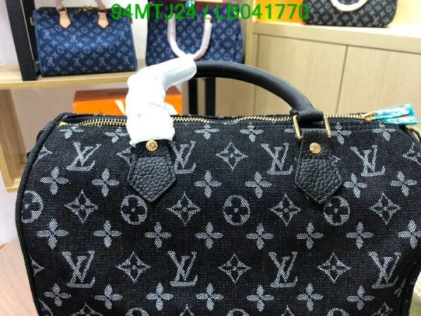 Louis Vuitton AAA+ Replica Speedy New Bandouliere Cross Body Bag LB04177056314