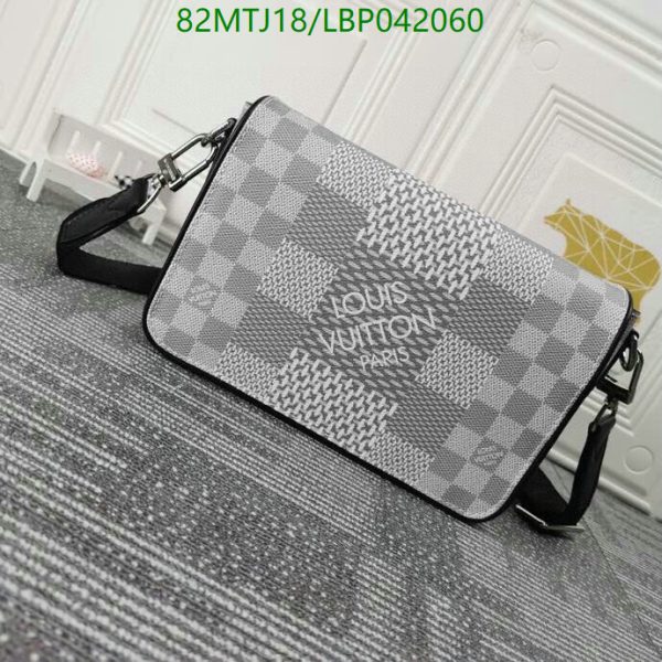 Louis Vuitton AAA+ Replica Studio Messenger Bag LBP0420605049