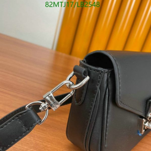 Louis Vuitton AAA+ Replica Swing bag LB25488964723