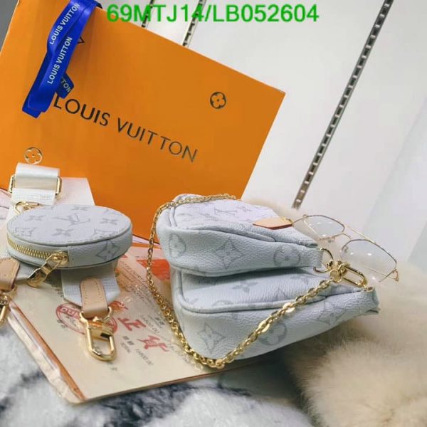 Louis Vuitton AAA+ Replica Takashi Murakami Pochette Bag LB10526045349