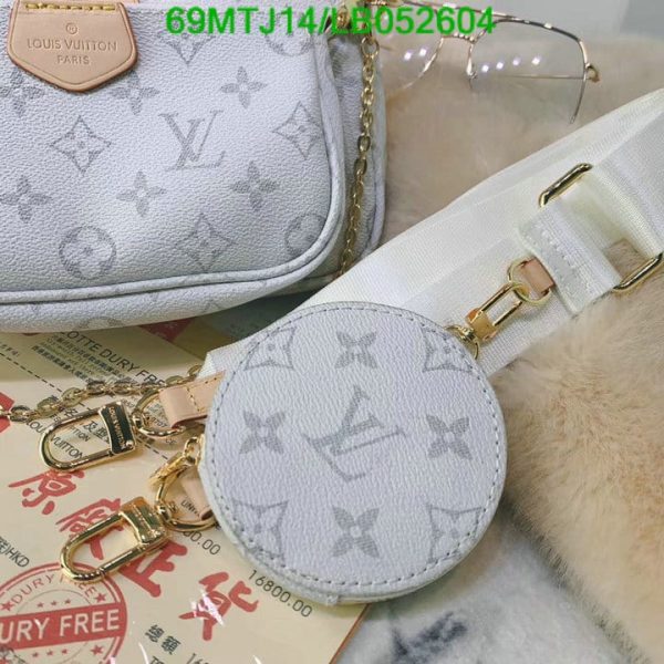 Louis Vuitton AAA+ Replica Takashi Murakami Pochette Bag LB10526045349