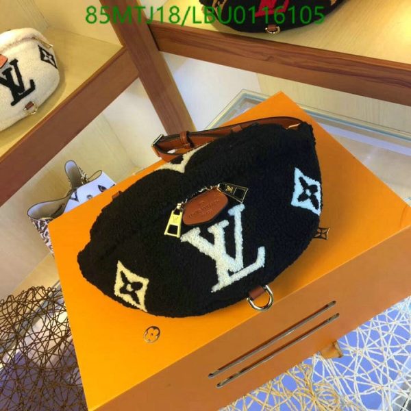 Louis Vuitton AAA+ Replica Teddy Fleece Belt Bum Bag LBU0116105249