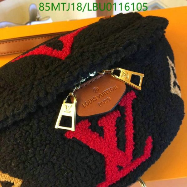 Louis Vuitton AAA+ Replica Teddy Fleece Belt Bum Bag LBU0116105249