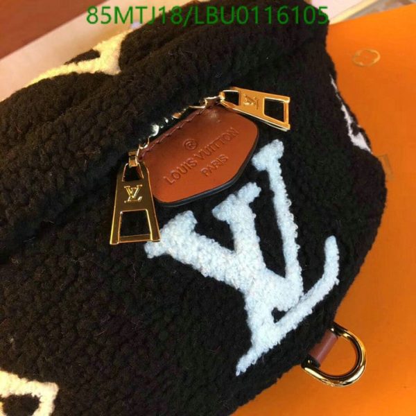 Louis Vuitton AAA+ Replica Teddy Fleece Belt Bum Bag LBU0116105249