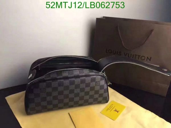 Louis Vuitton AAA+ Replica Toiletry Pouch LB06275357986