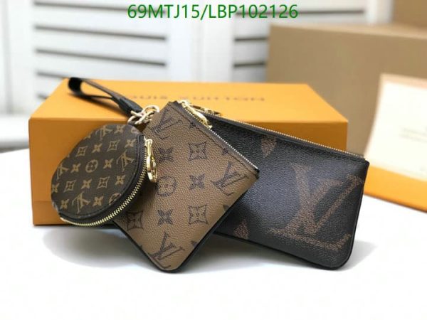 Louis Vuitton AAA+ Replica Trio Pouch Bag LBP1021265319