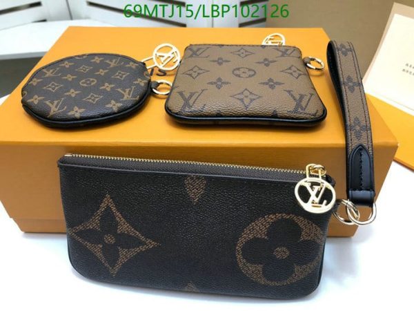 Louis Vuitton AAA+ Replica Trio Pouch Bag LBP1021265319