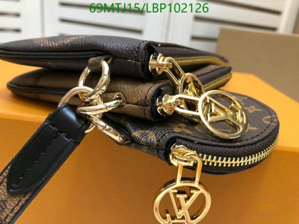 Louis Vuitton AAA+ Replica Trio Pouch Bag LBP1021265319