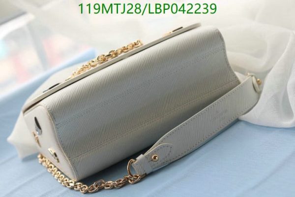 Louis Vuitton AAA+ Replica Twist Shoulder Bag LBP0422397826