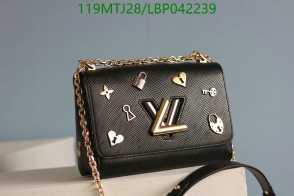 Louis Vuitton AAA+ Replica Twist Shoulder Bag LBP0422397826