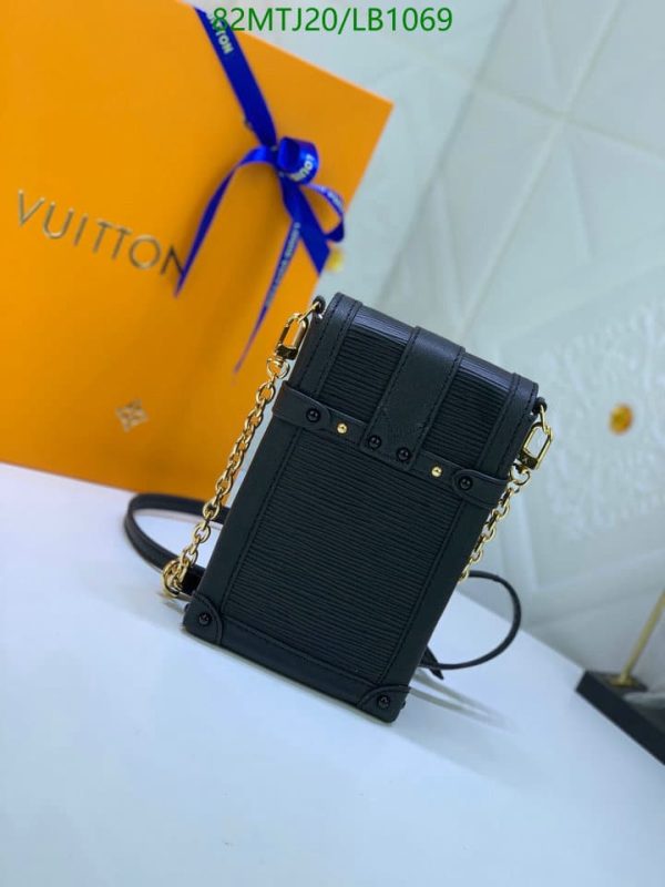 Louis Vuitton AAA+ Replica Vertical Trunk Pochette Epi Leather LB1069765497