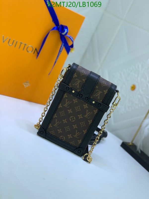 Louis Vuitton AAA+ Replica Vertical Trunk Pochette Epi Leather LB1069765497