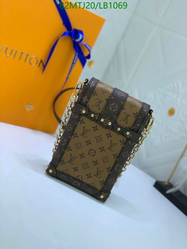 Louis Vuitton AAA+ Replica Vertical Trunk Pochette Epi Leather LB1069765497