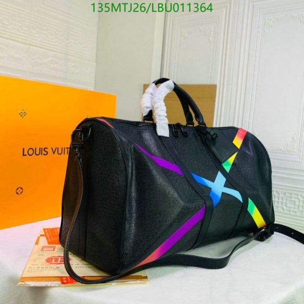 Louis Vuitton AAA+ Replica Virgil Abloh Rainbow X Keepall LBU0113645109