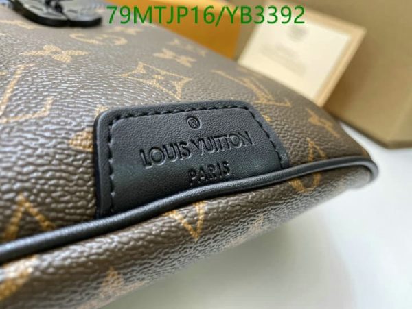 Louis Vuitton AAA+ Replica Waist Bag YB33928963547