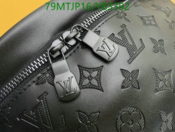 Louis Vuitton AAA+ Replica Waist Bag YB33928963547