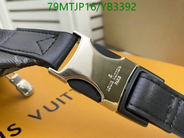 Louis Vuitton AAA+ Replica Waist Bag YB33928963547