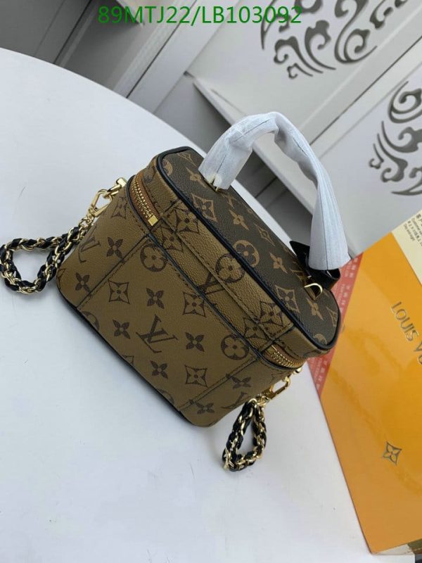 Louis Vuitton AAA+ Replica cosmetic storage bag LB10309252671