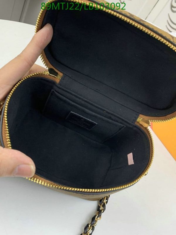 Louis Vuitton AAA+ Replica cosmetic storage bag LB10309252671