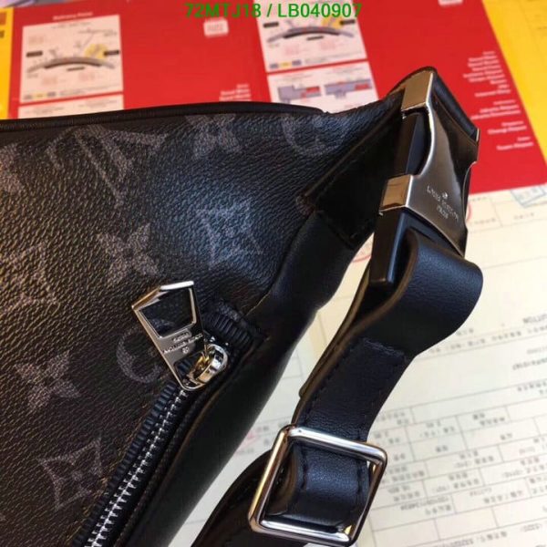 Louis Vuitton AAA+ Replica eclipse bumbag LB04090775329