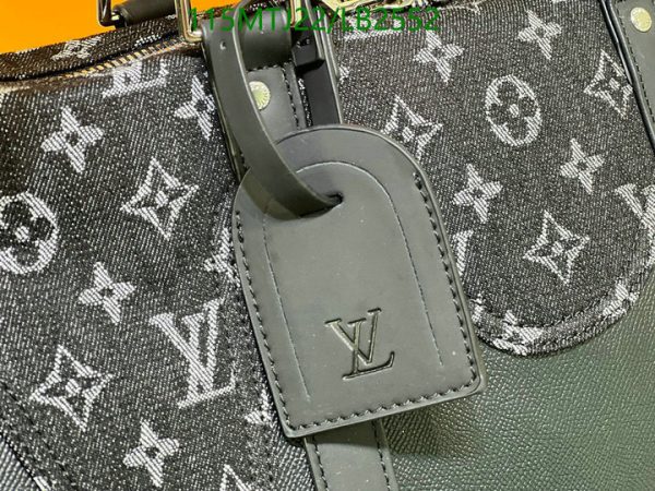 Louis Vuitton AAA+ Replica  keepall Strap Travel Bag LB25528954136