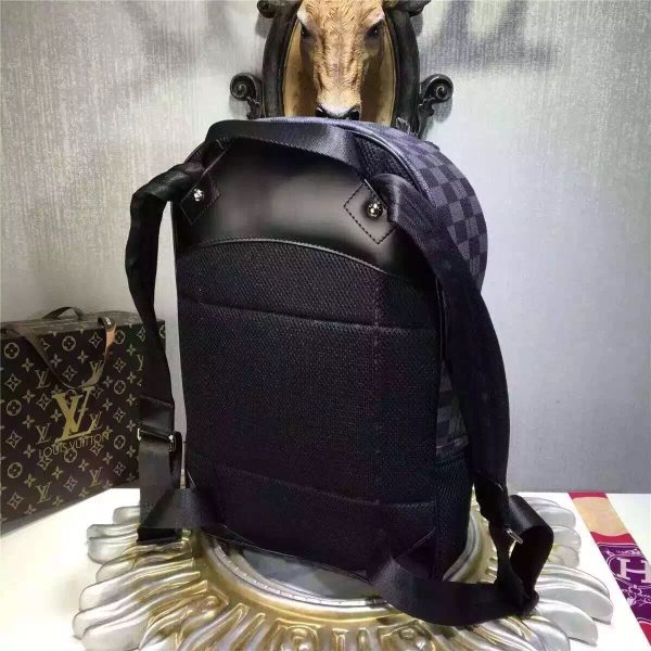 Louis Vuitton AAA+ Replica michael backpack LB06100189547