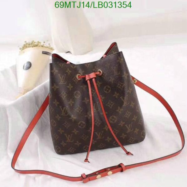 Louis Vuitton AAA+ Replica Monogram Canvas Leather Bag LB03135475349