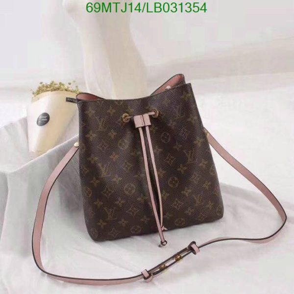 Louis Vuitton AAA+ Replica Monogram Canvas Leather Bag LB03135475349