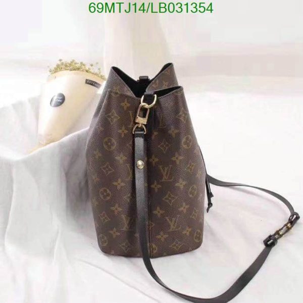 Louis Vuitton AAA+ Replica Monogram Canvas Leather Bag LB03135475349