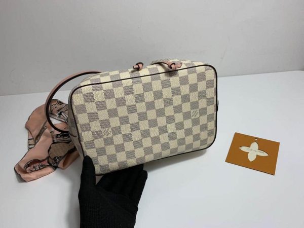 Louis Vuitton AAA+ Replica Monogram Canvas Leather Bag LB03135475349