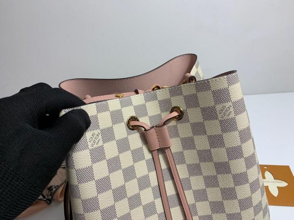 Louis Vuitton AAA+ Replica Monogram Canvas Leather Bag LB03135475349