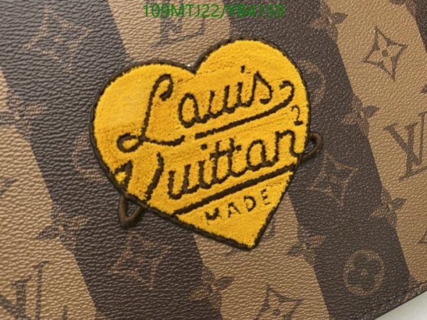 Louis Vuitton AAA+ Replica x Nigo Sac Plat Cross YB41598765120