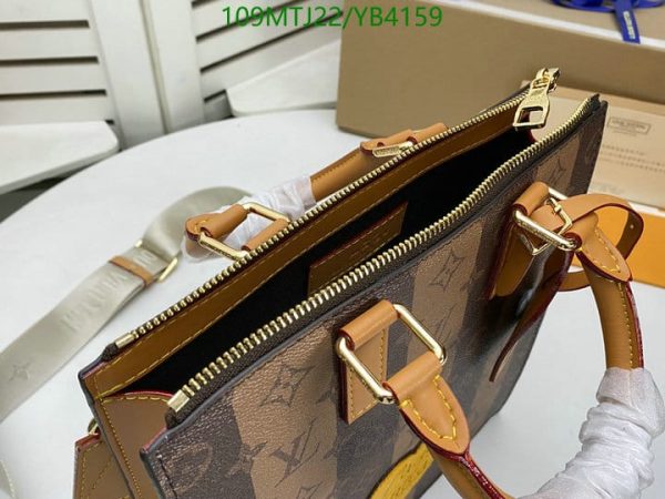 Louis Vuitton AAA+ Replica x Nigo Sac Plat Cross YB41598765120