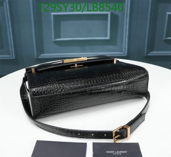 YSL AAA+ Replica Manhattan embossed shoulder bag LB85401931245