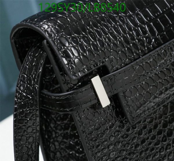 YSL AAA+ Replica Manhattan embossed shoulder bag LB85401931245