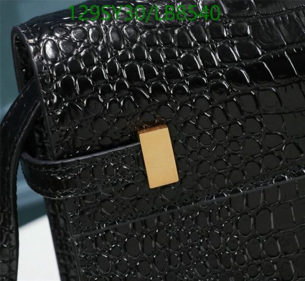 YSL AAA+ Replica Manhattan embossed shoulder bag LB85401931245