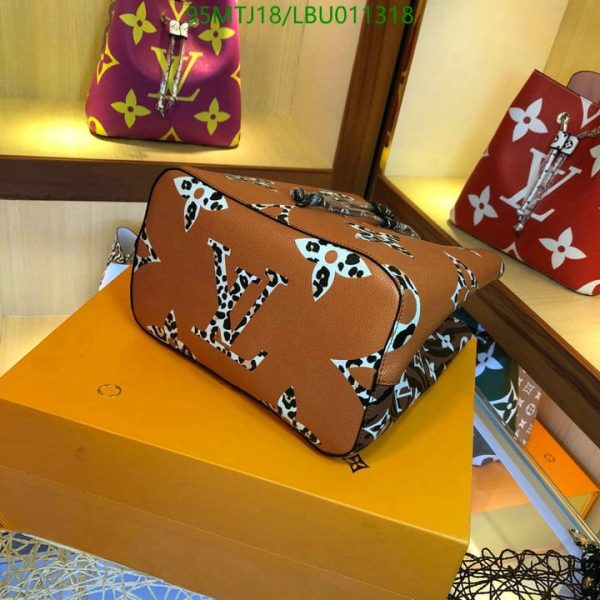 Louis Vuitton AAA+ Replica Inspired Messenger Bag  LBU0113180936