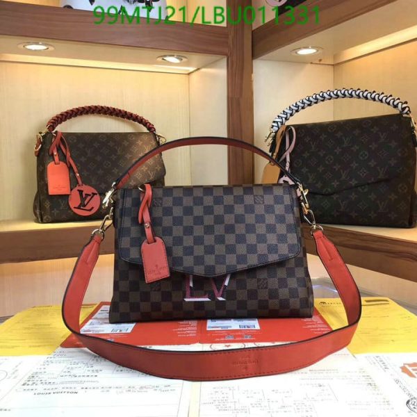 Louis Vuitton AAA+ Replica Inspired Messenger Bag LBU0113311562