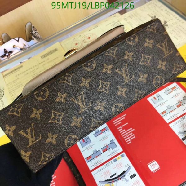 Louis Vuitton AAA+ Replica Monogram Marignan Bag LBP0421261341