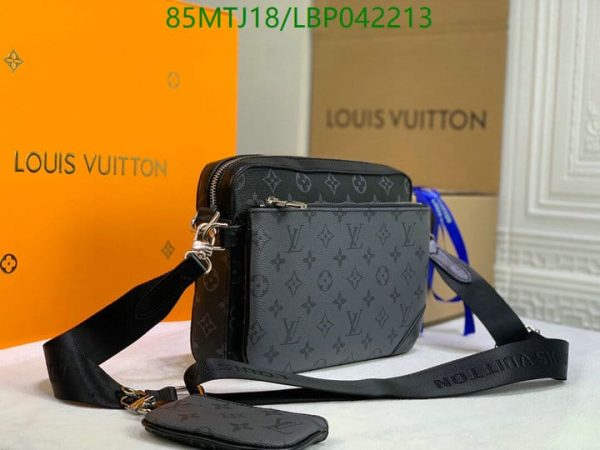 Louis Vuitton AAA+ Replica Luxury Messenger Duo Bag LBP0422137590