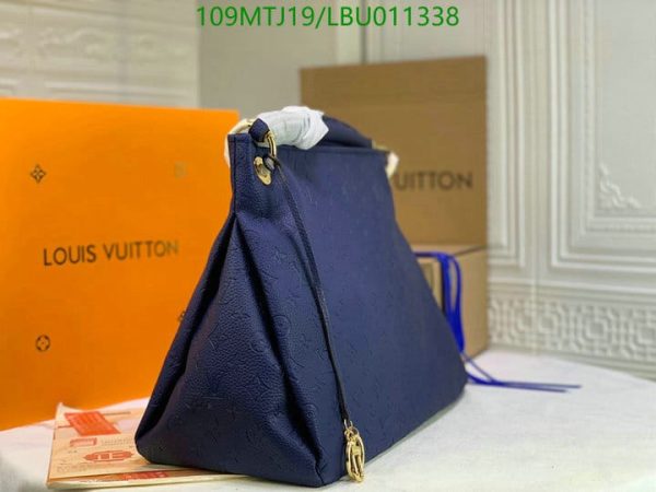 Louis Vuitton AAA+ Replica Inspired Handbag LBU0113381976