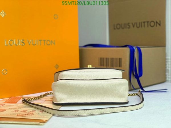 Louis Vuitton AAA+ Replica Luxury Purse LBU0113051064