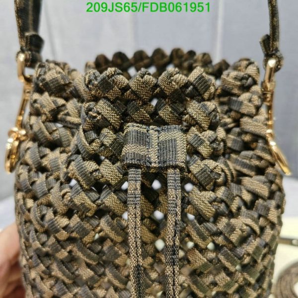 Fendi 1:1 Replica Best Quality Handle Bag FDB061951114