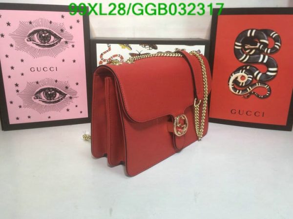 Gucci GG AAA+ Replica Leather Lock Chain Crossbody Bag GGB0323174631