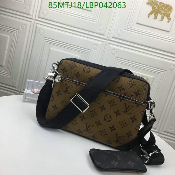 Louis Vuitton AAA+ Replica Inspired Messenger Bag LBP0420630485