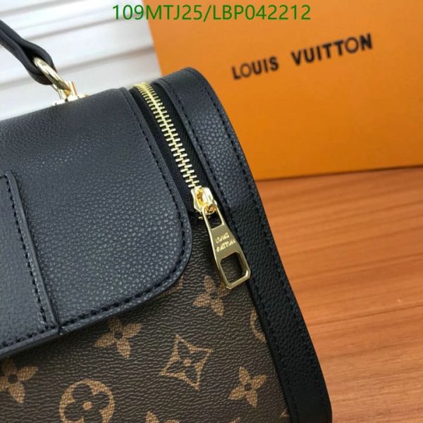 Louis Vuitton AAA+ Replica Inspired Shoulder Bag LBP0422120614