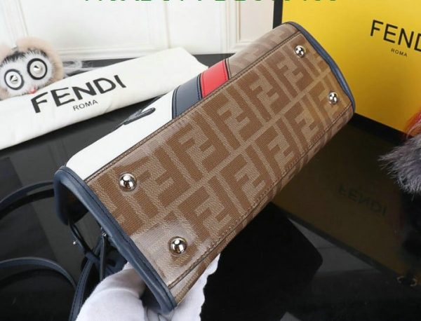 Fendi AAA+ Replica Designer Top Handle Bag FDB0104051111