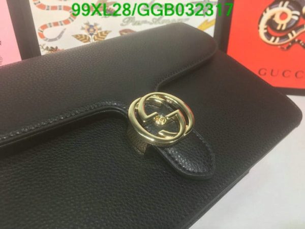 Gucci GG AAA+ Replica Leather Lock Chain Crossbody Bag GGB0323174631