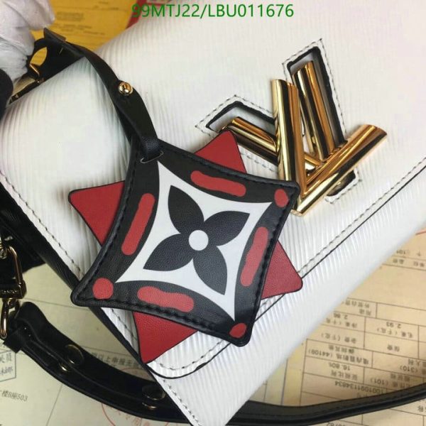 Louis Vuitton AAA+ Replica Crafty Twist MM Bag LBU0116768934